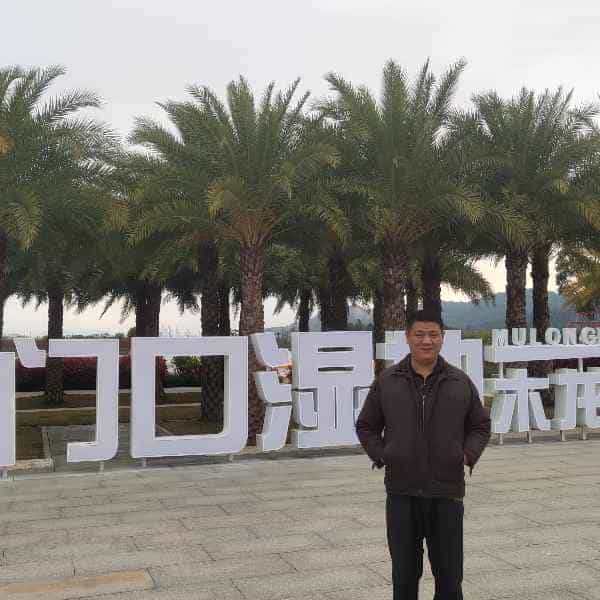 40岁岁广东单身帅哥 - 吕梁吉缘网