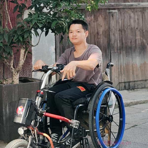 33岁岁湖北单身帅哥 - 吕梁吉缘网